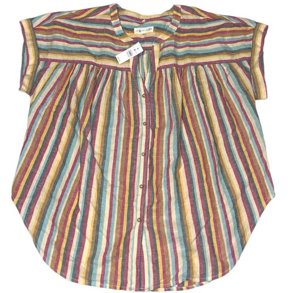 NWT Faded stripes button blouse